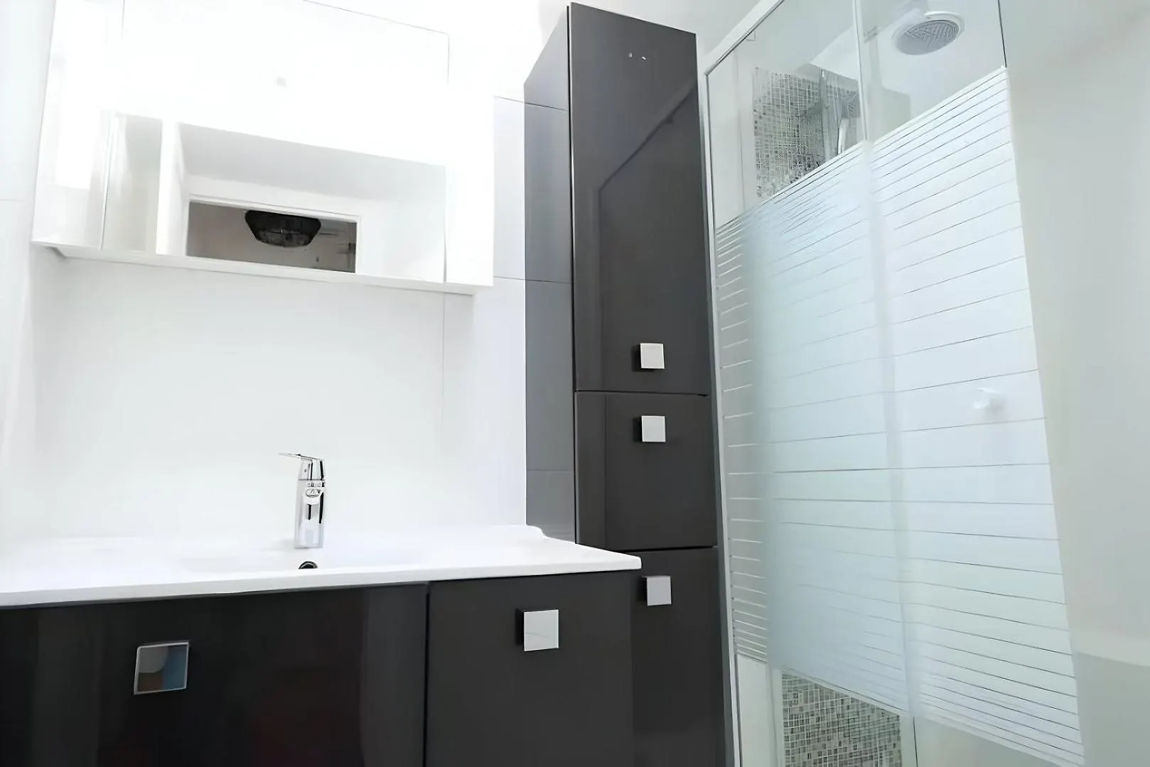 Tbs 318 - Superb Apartment With Eiffel Tower View