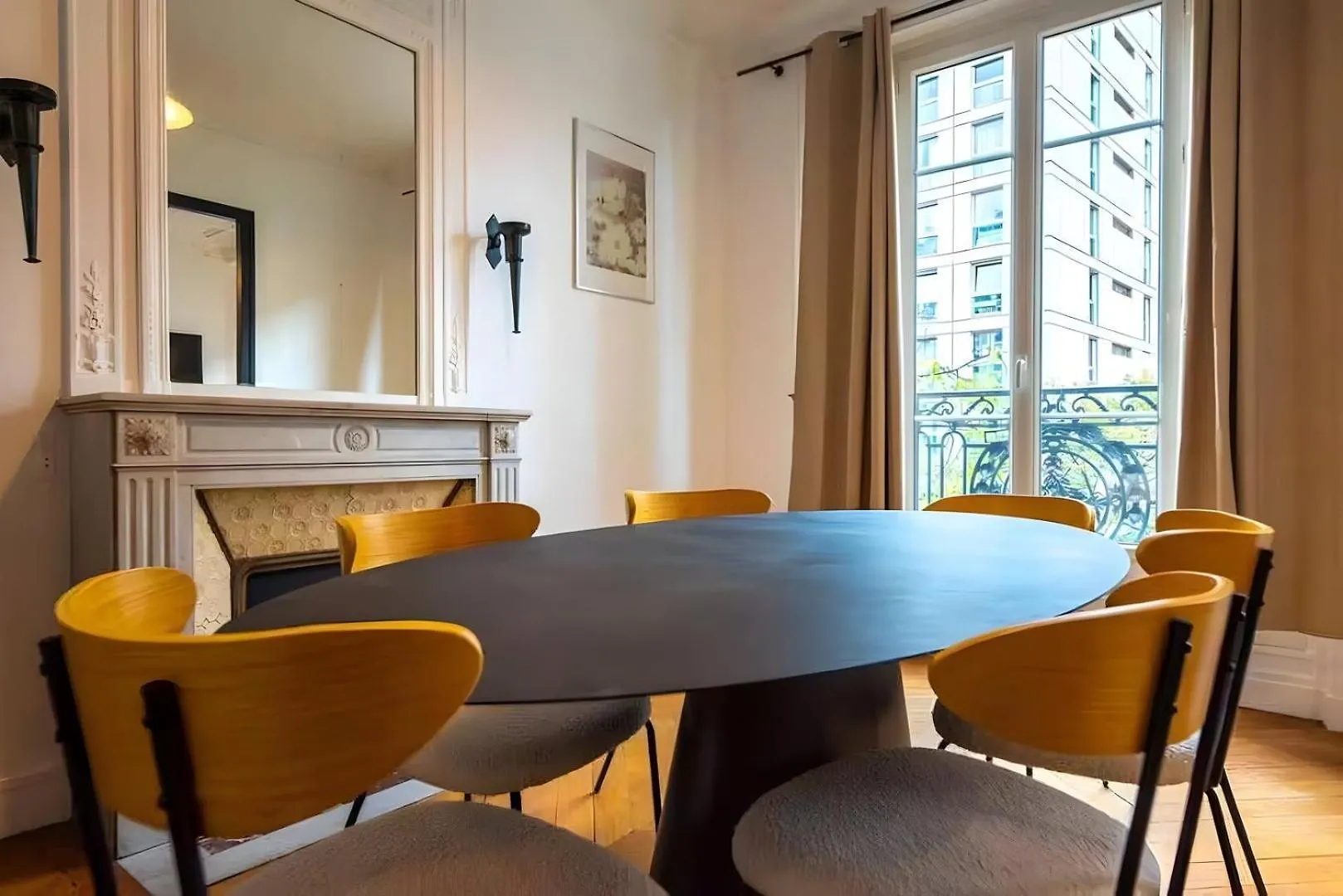 Tbs 318 - Superb Apartment With Eiffel Tower View